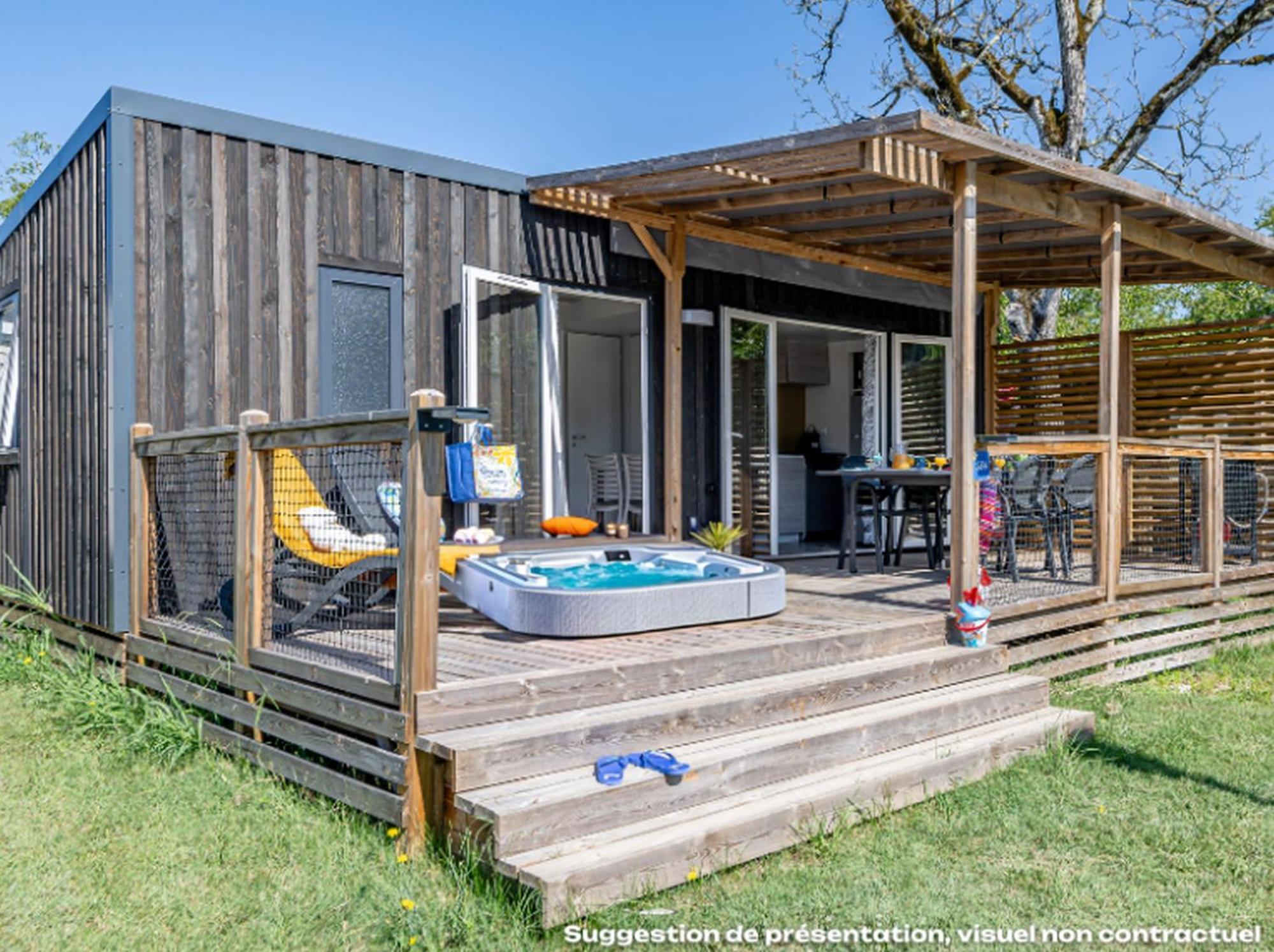 Campsite Domaine Residentiel De Plein Air Les Paludiers Batz-sur-Mer